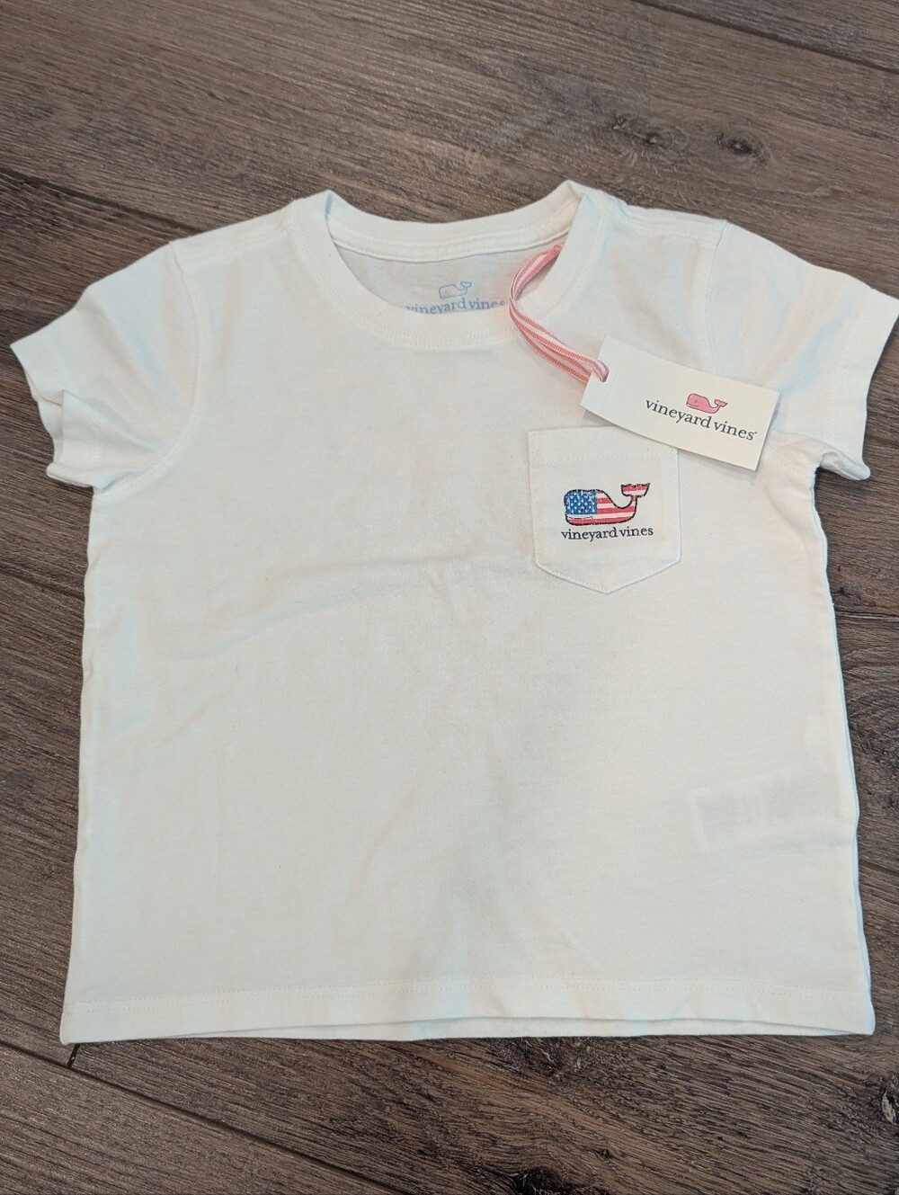 NWT Vineyard Vines White Kids Tee with American Flag Whale Pocket Cotton 3T